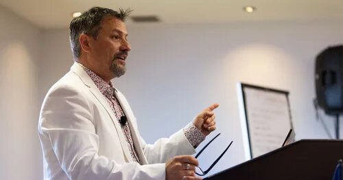 Claudio Pevide presenting in a meeting